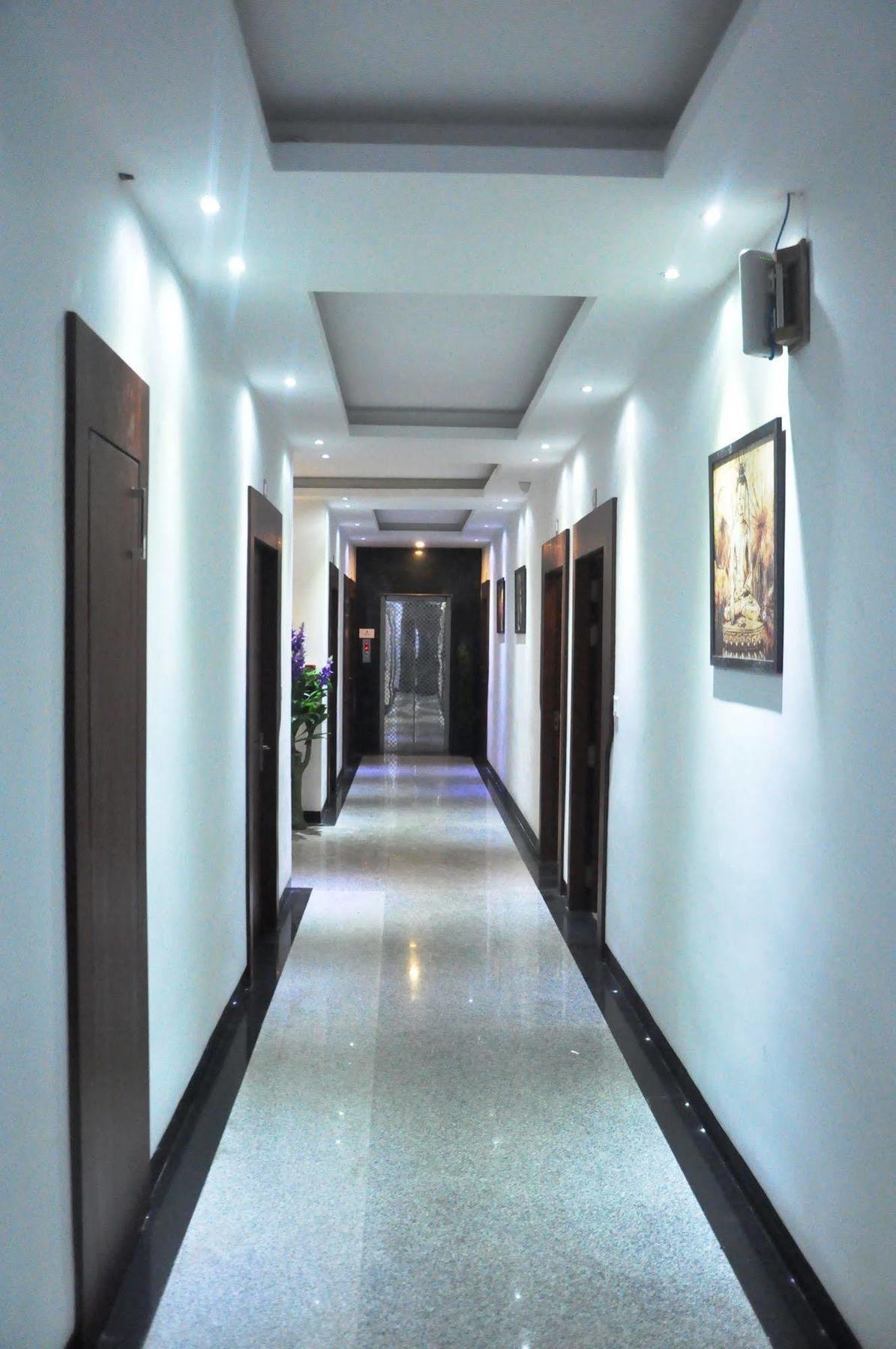The Golden Crest Hotel Gangtok Buitenkant foto