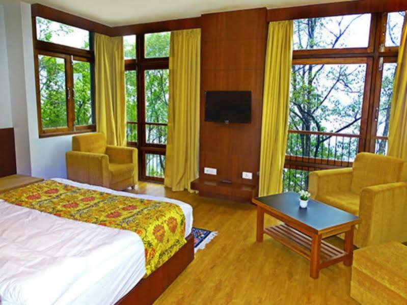 The Golden Crest Hotel Gangtok Buitenkant foto