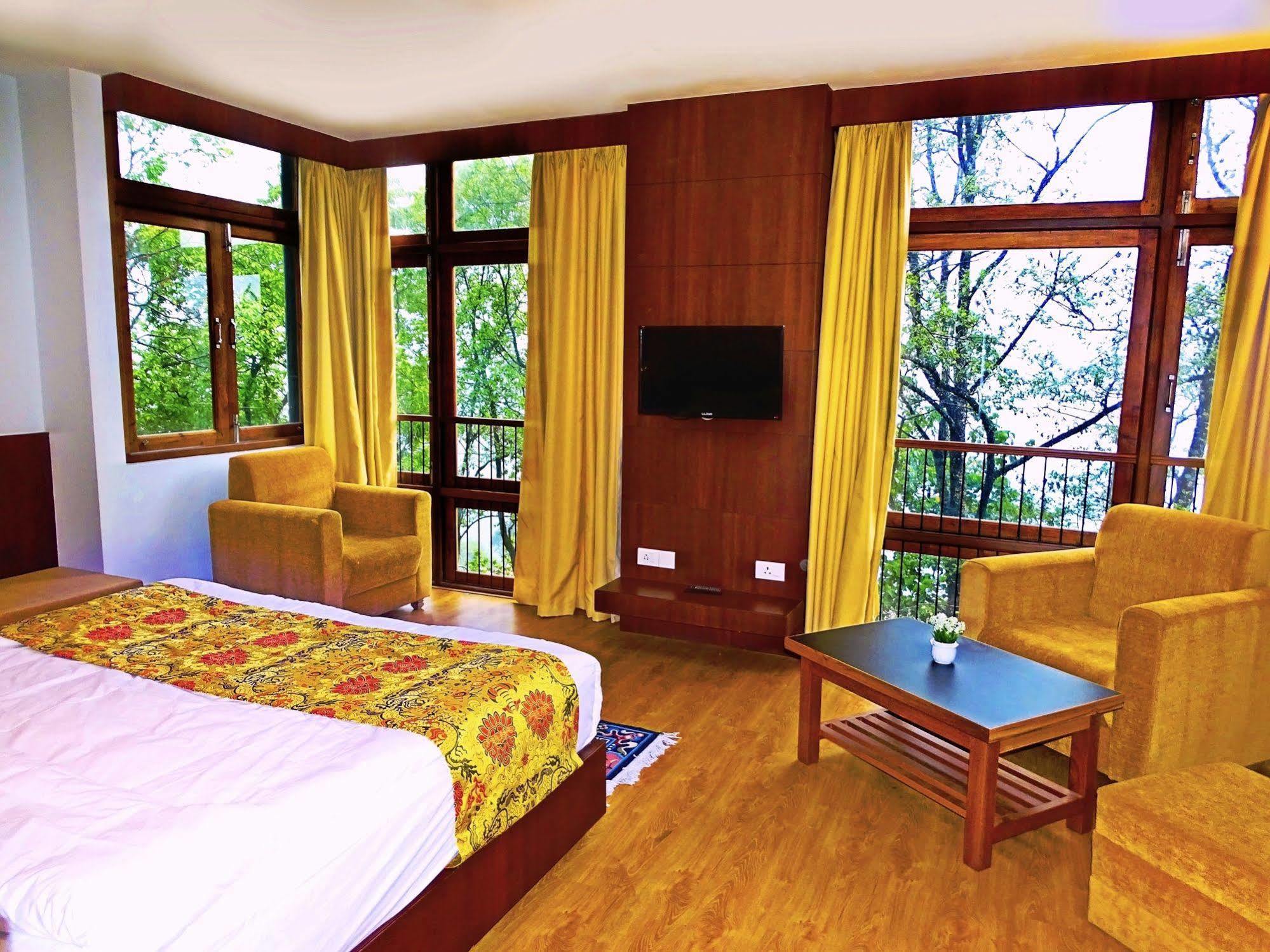 The Golden Crest Hotel Gangtok Buitenkant foto