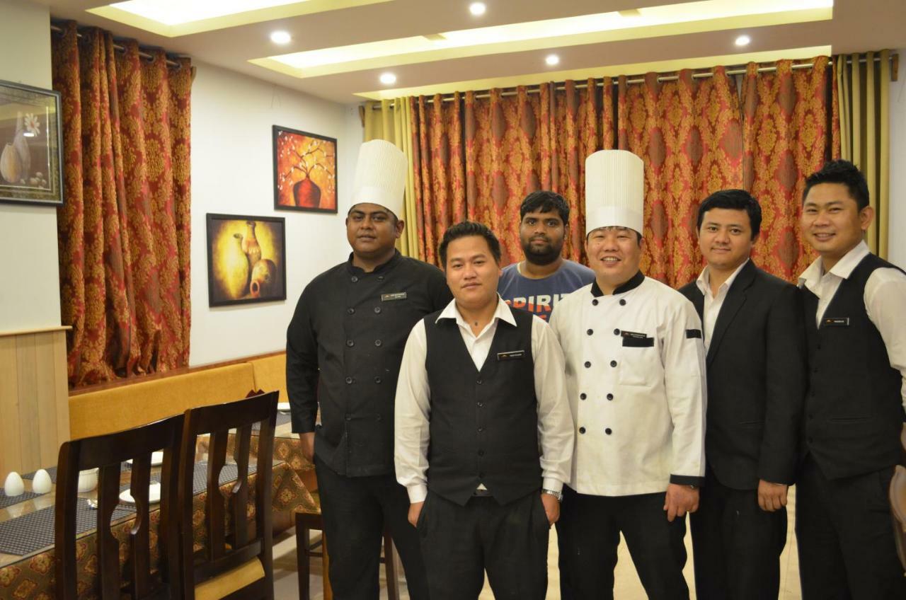 The Golden Crest Hotel Gangtok Buitenkant foto